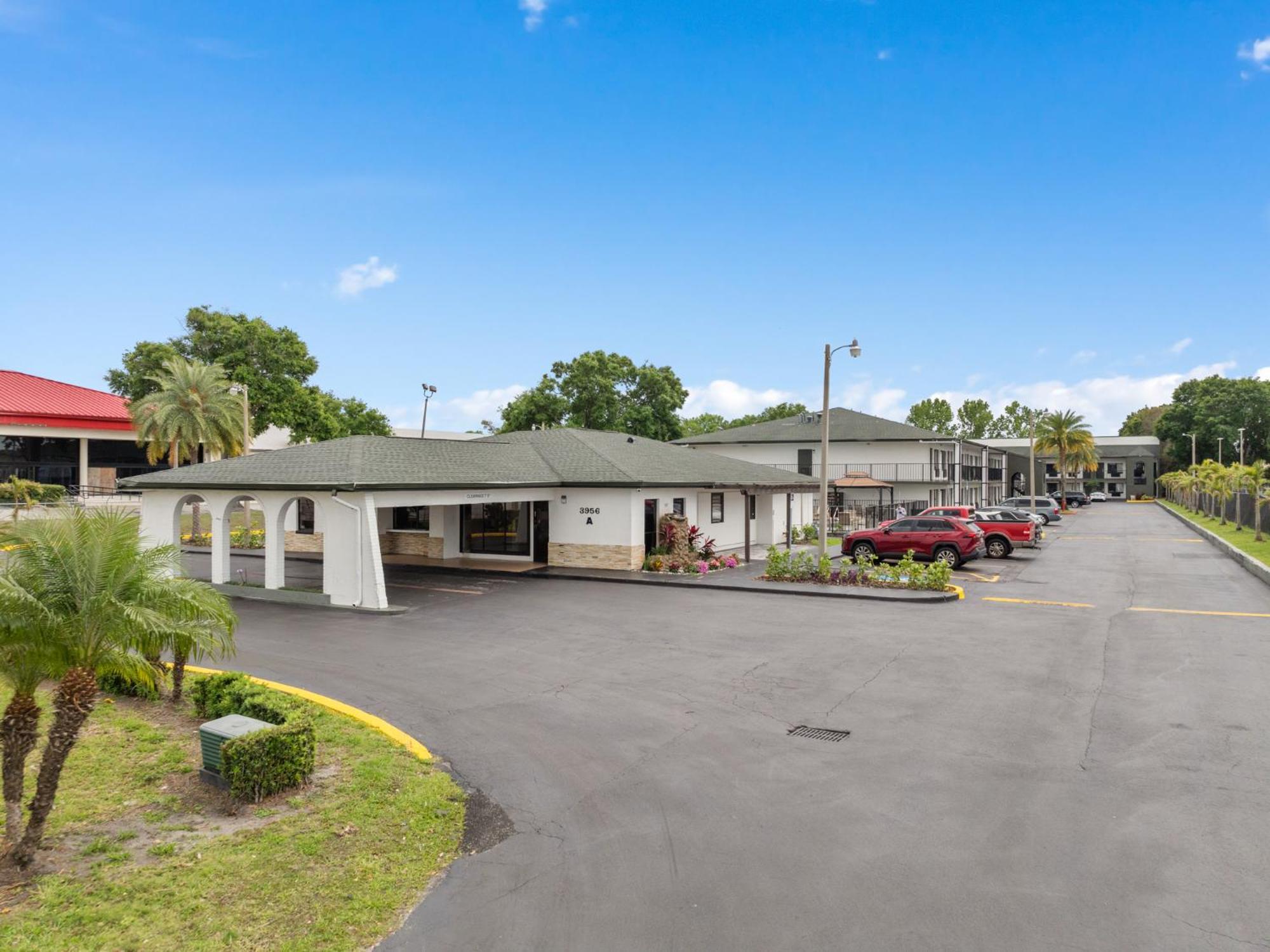 Hotel Baymont By Wyndham Orlando Downtown Exterior foto