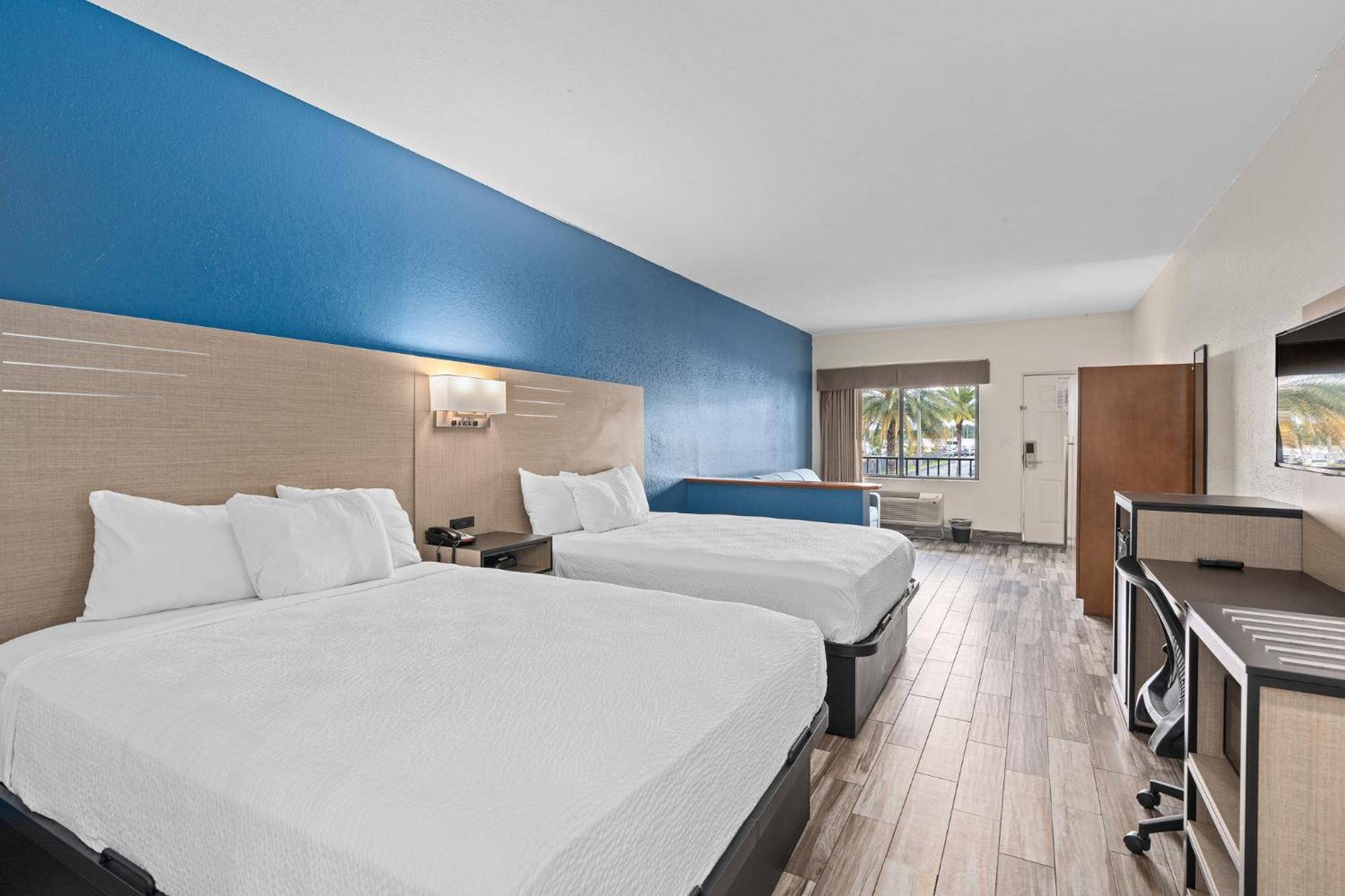 Hotel Baymont By Wyndham Orlando Downtown Exterior foto