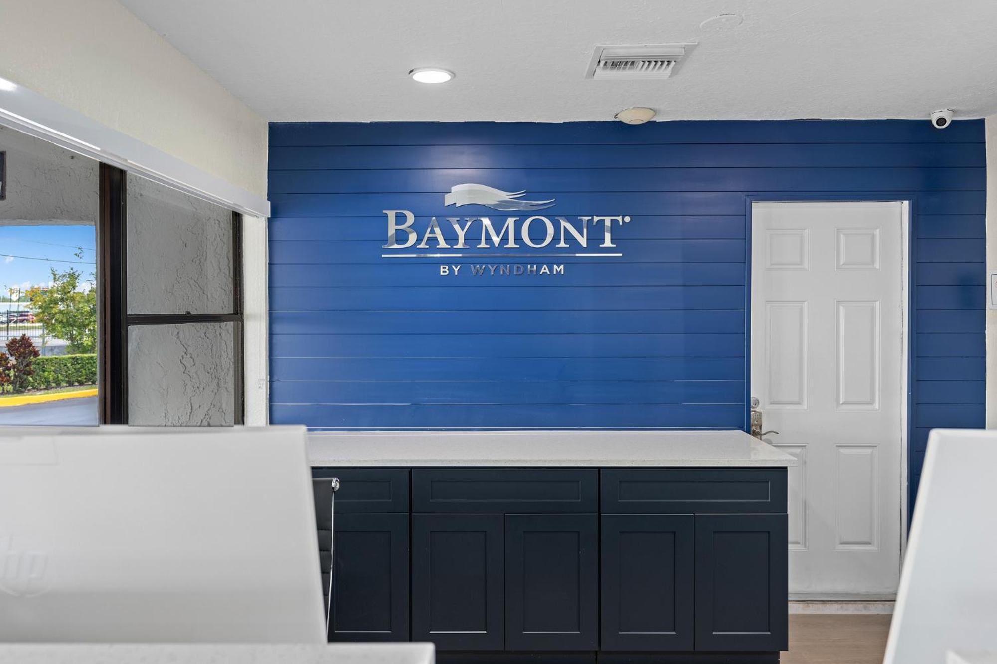 Hotel Baymont By Wyndham Orlando Downtown Exterior foto